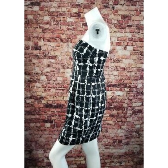 EXPRESS black white abstract strapless dress 6 - Picture 2 of 5